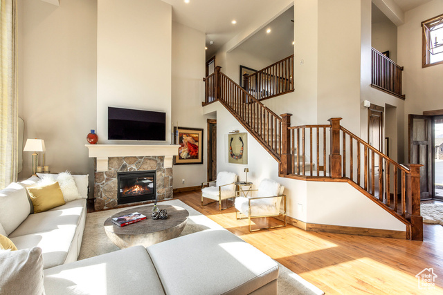 Photo 6 for MLS #2075256 at 254 N Abajo Peak Way