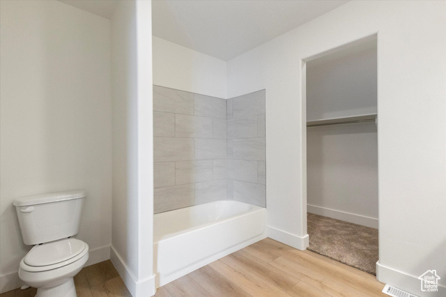 Photo 8 for MLS #2075294 at 245 W 450 North