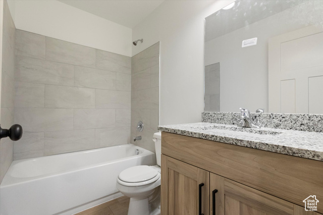 Photo 16 for MLS #2075294 at 245 W 450 North