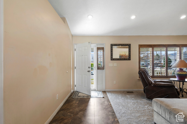 Photo 5 for MLS #2075334 at 5030 Little Water Peak Dr