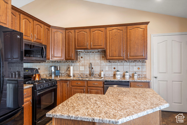 Photo 12 for MLS #2075334 at 5030 Little Water Peak Dr