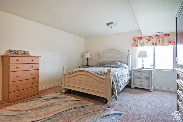 Photo 17 for MLS #2075374 at 1288 S Pondside Dr