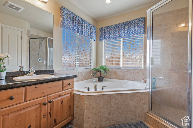 Photo 14 for MLS #2075374 at 1288 S Pondside Dr