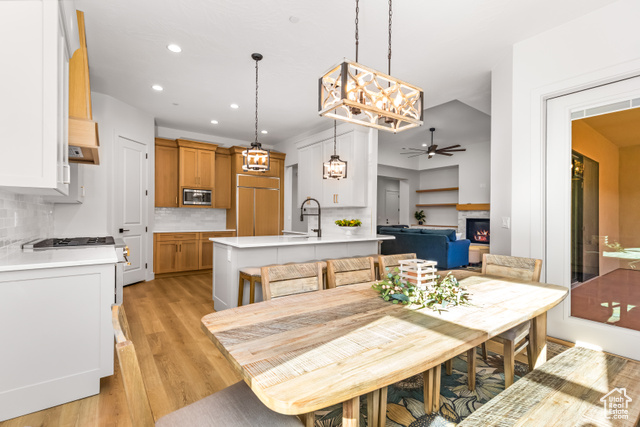 Photo 12 for MLS #2075387 at 425 E Estrella Ridge Dr