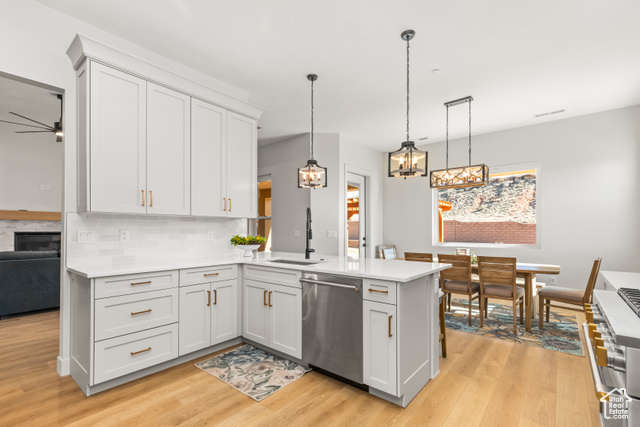 Photo 9 for MLS #2075387 at 425 E Estrella Ridge Dr