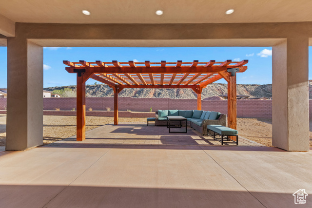 Photo 28 for MLS #2075387 at 425 E Estrella Ridge Dr