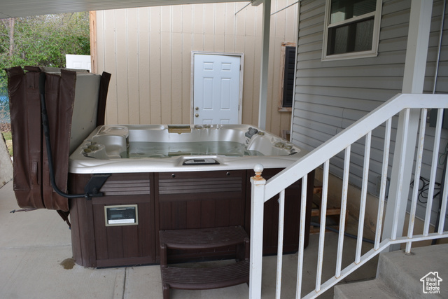 Photo 5 for MLS #2075452 at 567 S Hazel Dr