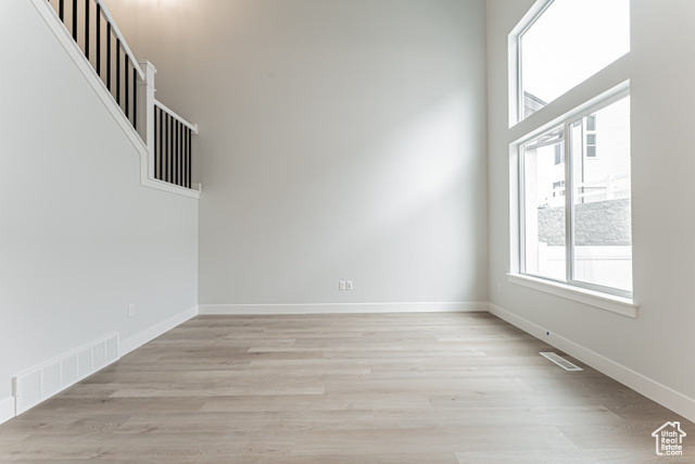 Photo 4 for MLS #2075563 at 4689 S Olive Ave #342