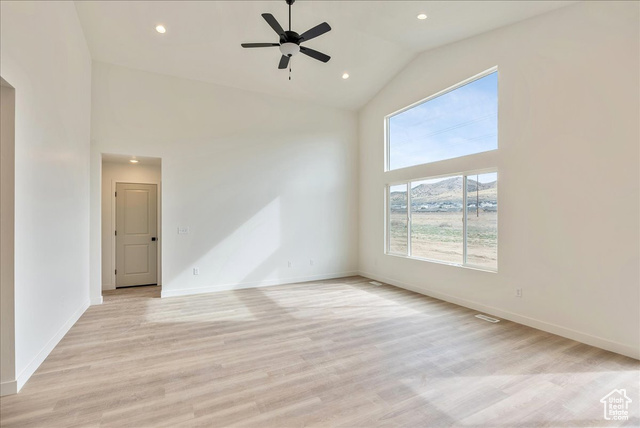 Photo 13 for MLS #2075617 at 2329 E Woodbury Ln