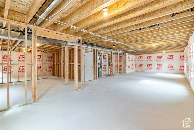 Photo 25 for MLS #2075617 at 2329 E Woodbury Ln