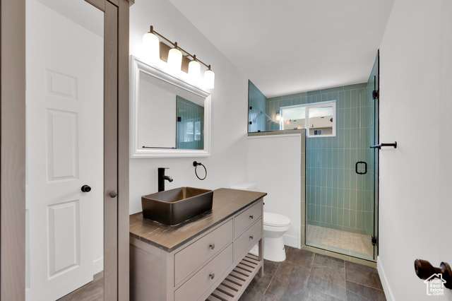 Photo 11 for MLS #2075676 at 684 E Oquirrh Ave