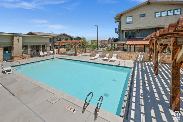Photo 26 for MLS #2075696 at 3700 Blackstone Dr #9
