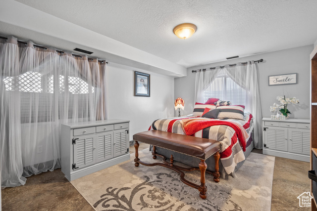 Photo 26 for MLS #2075702 at 366 S 200 East