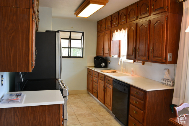 Photo 9 for MLS #2075714 at 418 N 9th St