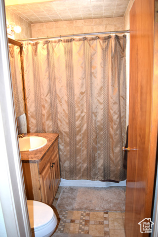 Photo 15 for MLS #2075724 at 255 S Center St