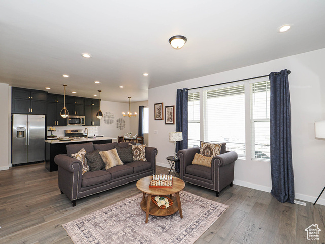 Photo 17 for MLS #2075759 at 451 W Glenview Loop