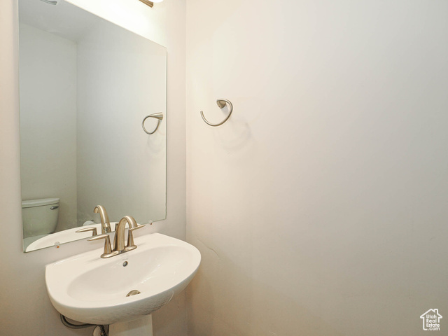 Photo 36 for MLS #2075759 at 451 W Glenview Loop