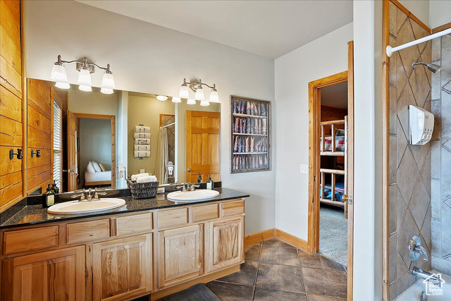 Photo 35 for MLS #2075773 at 288 W Woods Creek Dr