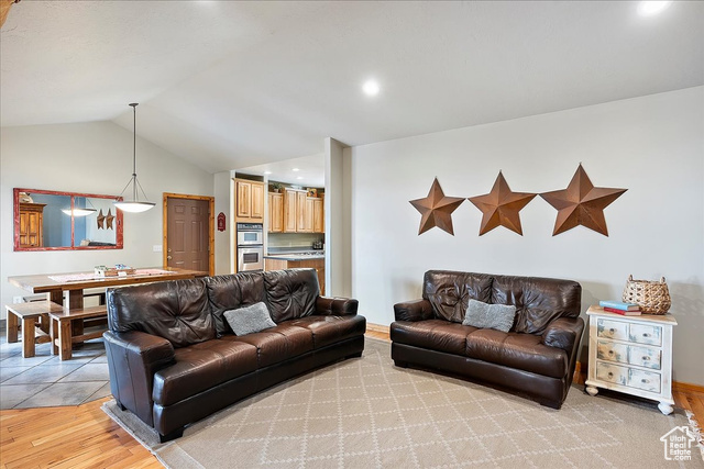 Photo 21 for MLS #2075773 at 288 W Woods Creek Dr