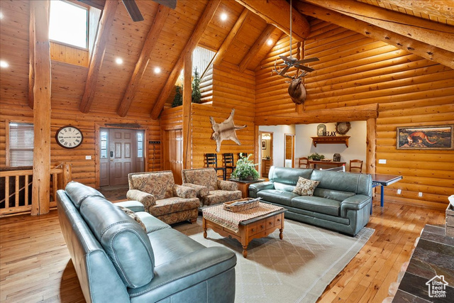 Photo 16 for MLS #2075773 at 288 W Woods Creek Dr