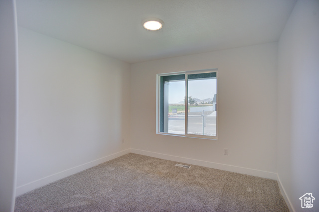 Photo 27 for MLS #2075782 at 427 E Redwood Ln #120