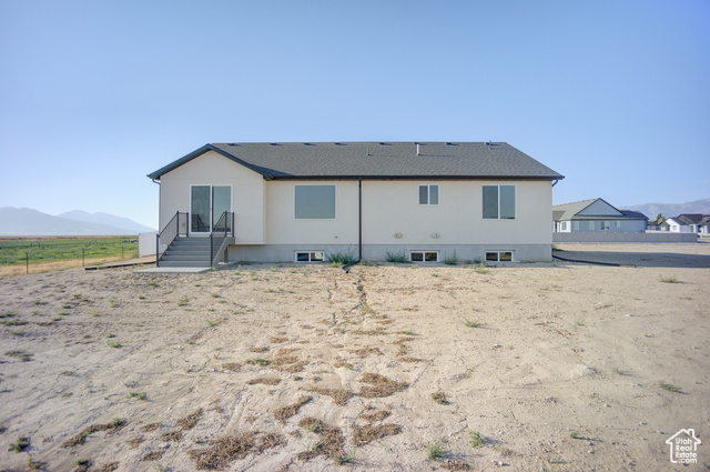 Photo 36 for MLS #2075782 at 427 E Redwood Ln #120