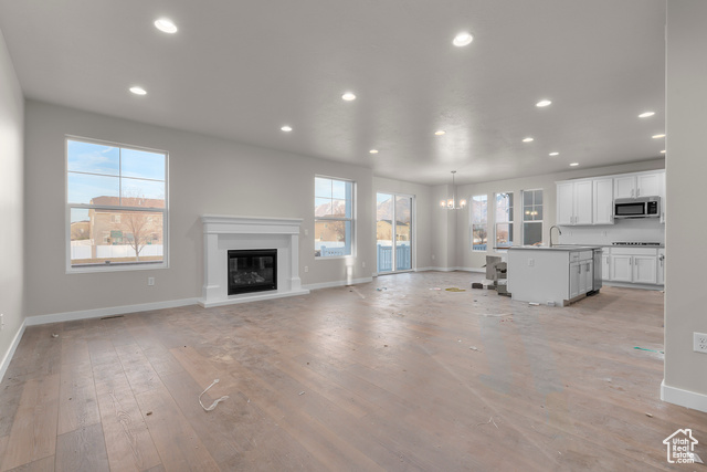 Photo 6 for MLS #2075790 at 692 W Junegrass Ln