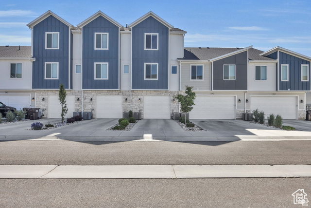 Photo 5 for MLS #2075791 at 1816 N 300 East #99