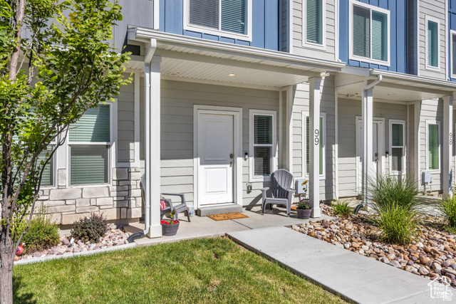 Photo 3 for MLS #2075791 at 1816 N 300 East #99