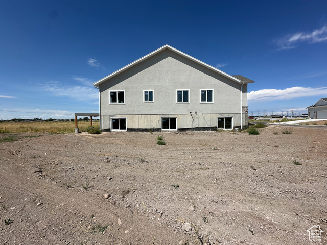 Photo 6 for MLS #2075826 at 3639 S Macy Ln