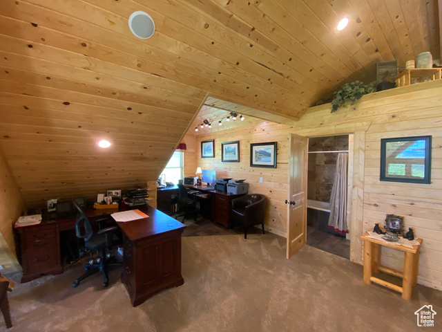 Photo 19 for MLS #2075852 at 79 Auburn Forest Rd