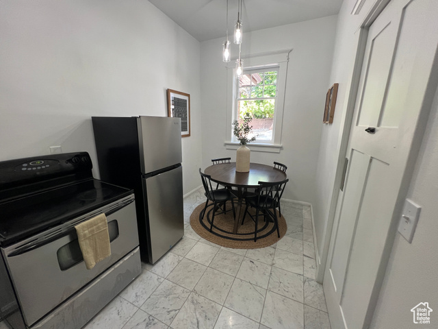 Photo 9 for MLS #2075862 at 1127 E S Temple