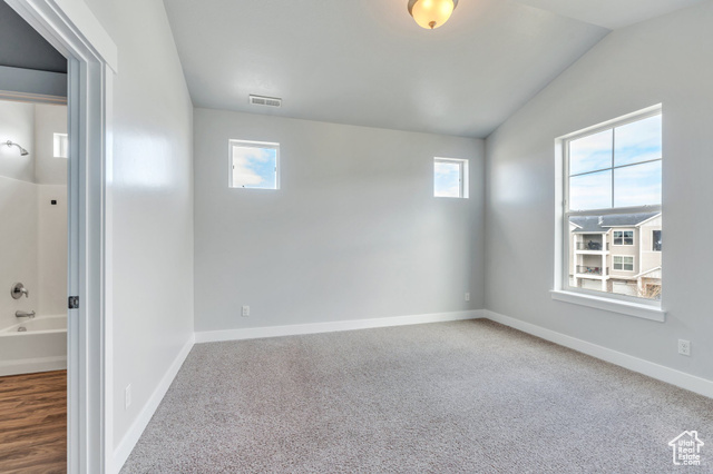 Photo 15 for MLS #2075895 at 108 W Seasons Dr