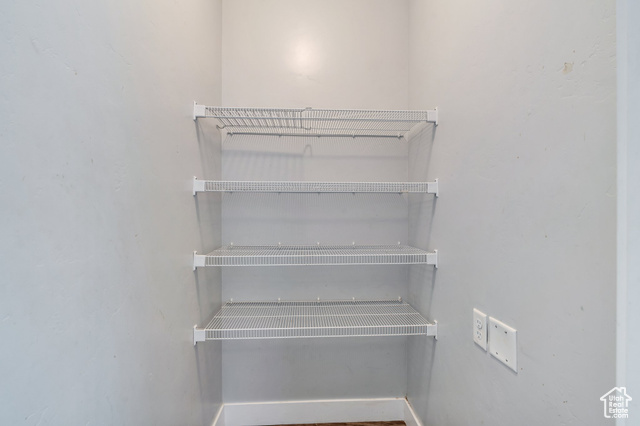 Photo 10 for MLS #2075895 at 108 W Seasons Dr