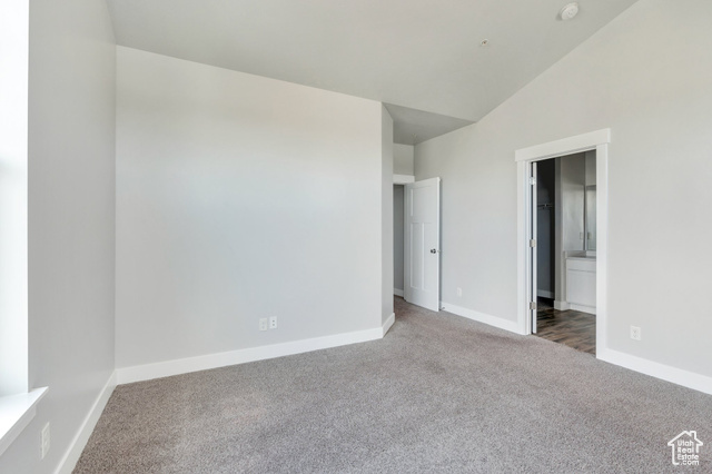 Photo 16 for MLS #2075895 at 108 W Seasons Dr