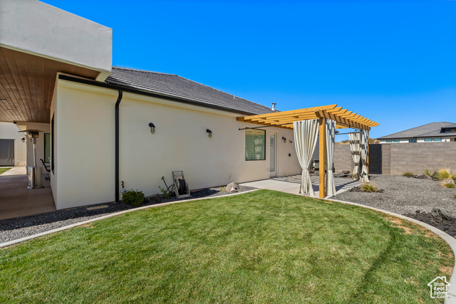 Photo 57 for MLS #2075897 at 1398 E Dellcorero Dr