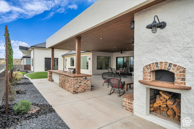 Photo 62 for MLS #2075897 at 1398 E Dellcorero Dr