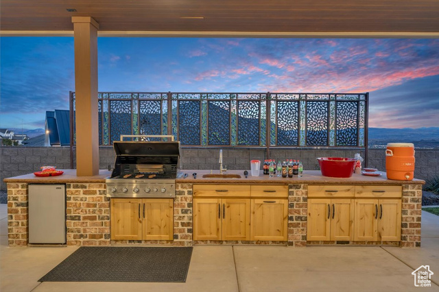 Photo 51 for MLS #2075897 at 1398 E Dellcorero Dr
