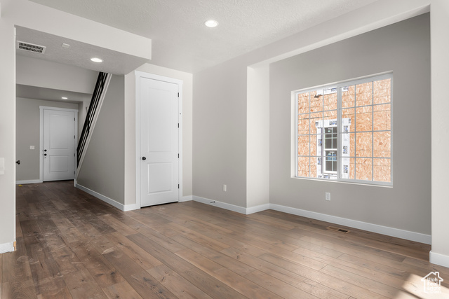 Photo 9 for MLS #2075923 at 6633 W Spring Snow Ln #770