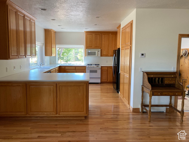 Photo 3 for MLS #2075955 at 2666 Valley Vw