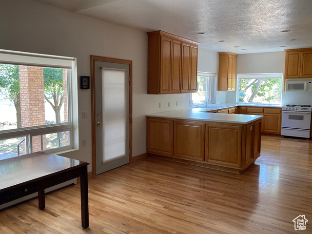 Photo 7 for MLS #2075955 at 2666 Valley Vw