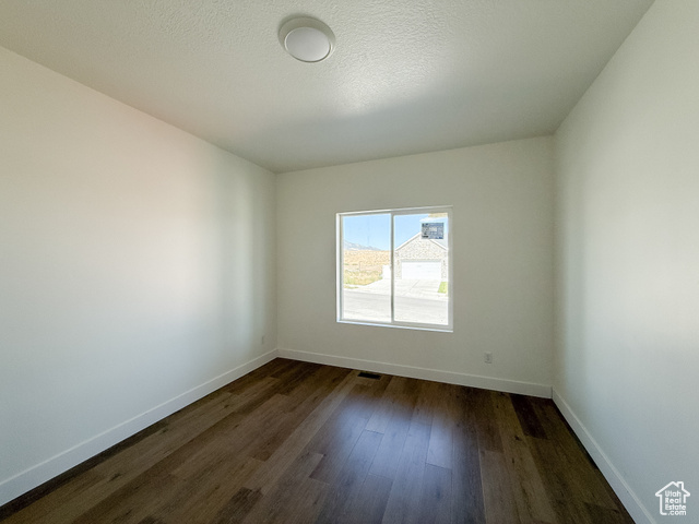Photo 6 for MLS #2075976 at 7007 W Hazel Oak Ct #212