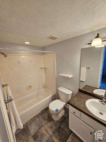 Photo 36 for MLS #2075999 at 4443 S 1025 East #B2