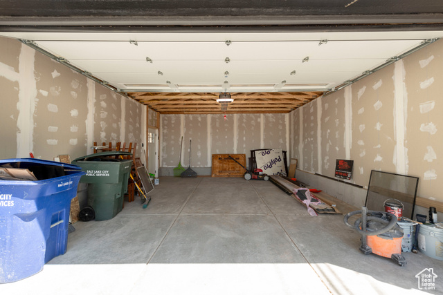 Photo 31 for MLS #2076025 at 2109 S Texas St