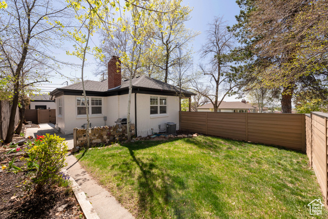 Photo 36 for MLS #2076025 at 2109 S Texas St