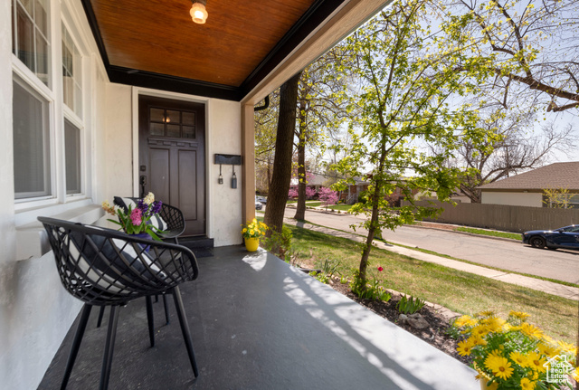 Photo 4 for MLS #2076025 at 2109 S Texas St