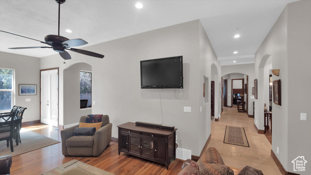 Photo 8 for MLS #2076087 at 2847 W Amini Way