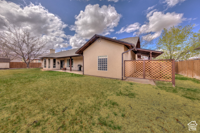 Photo 36 for MLS #2076088 at 2271 S Rio Verde