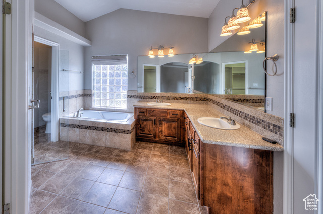 Photo 21 for MLS #2076088 at 2271 S Rio Verde