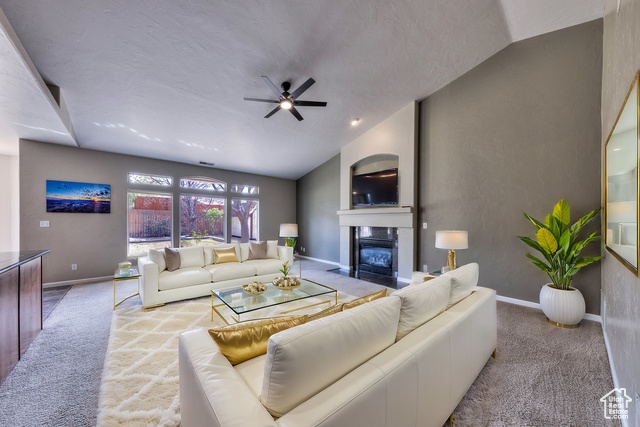 Photo 4 for MLS #2076088 at 2271 S Rio Verde